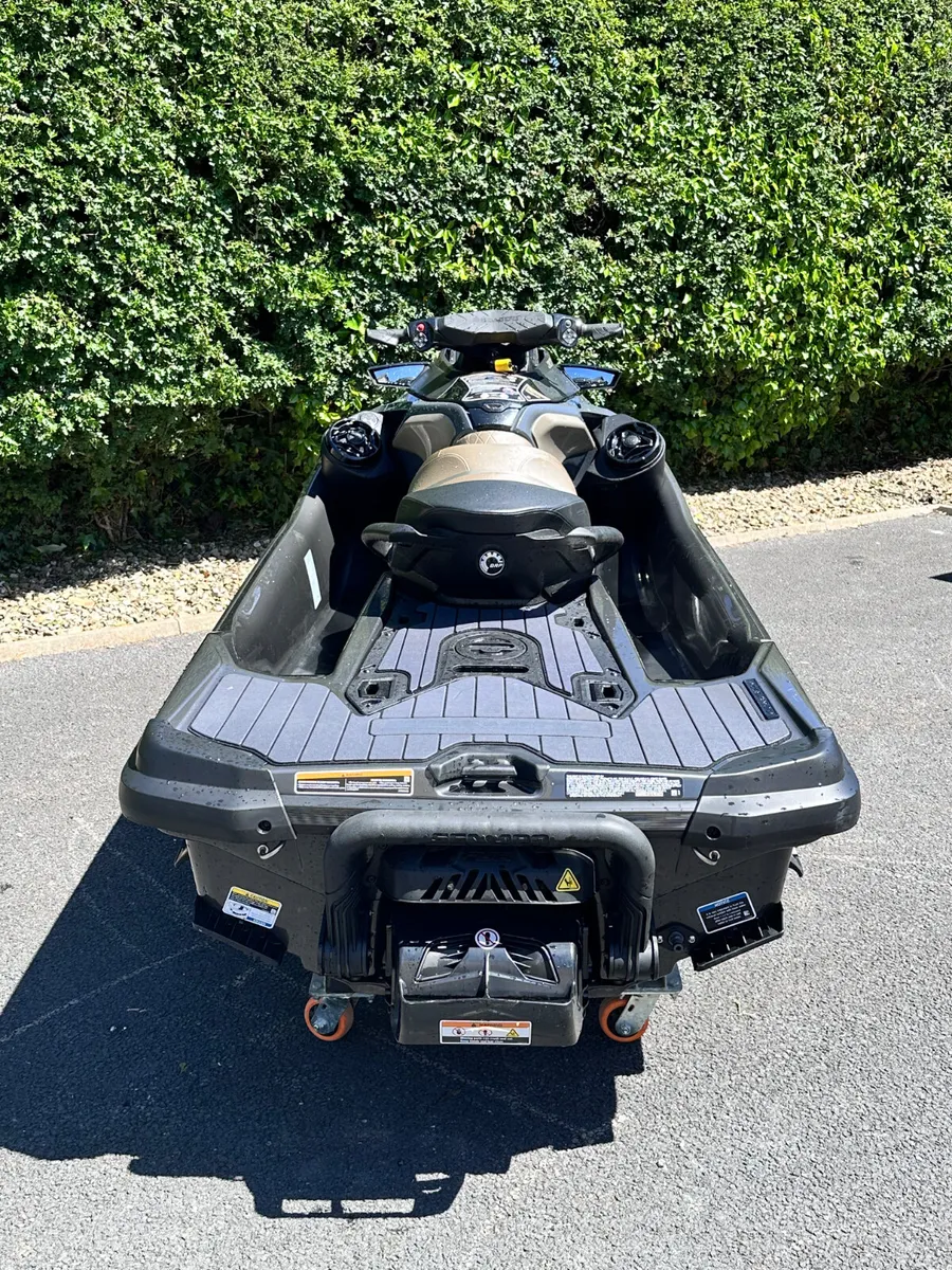 Immaculate 2022 Seadoo GTX LTD Only 6hrs - Image 3