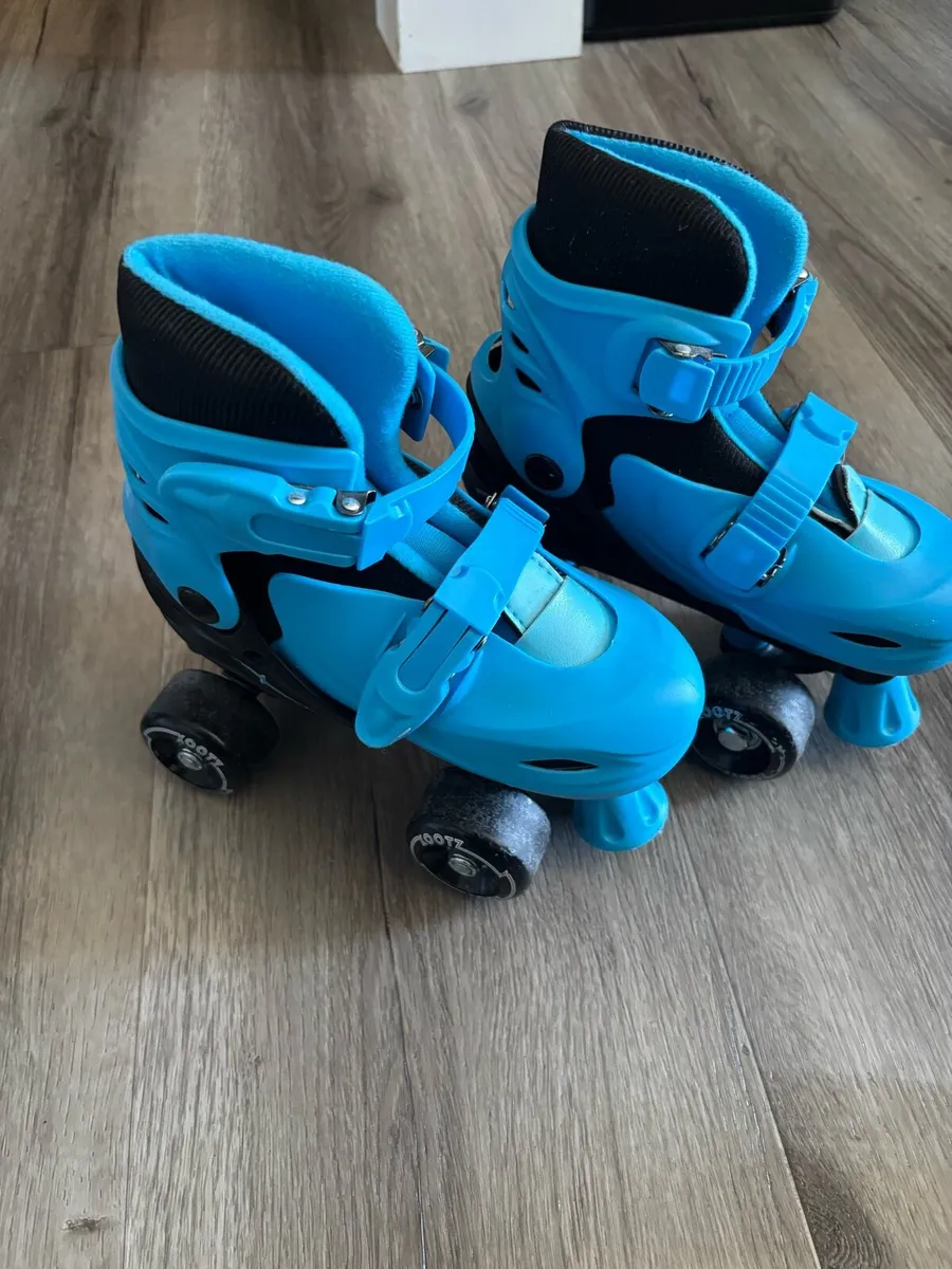 Skates