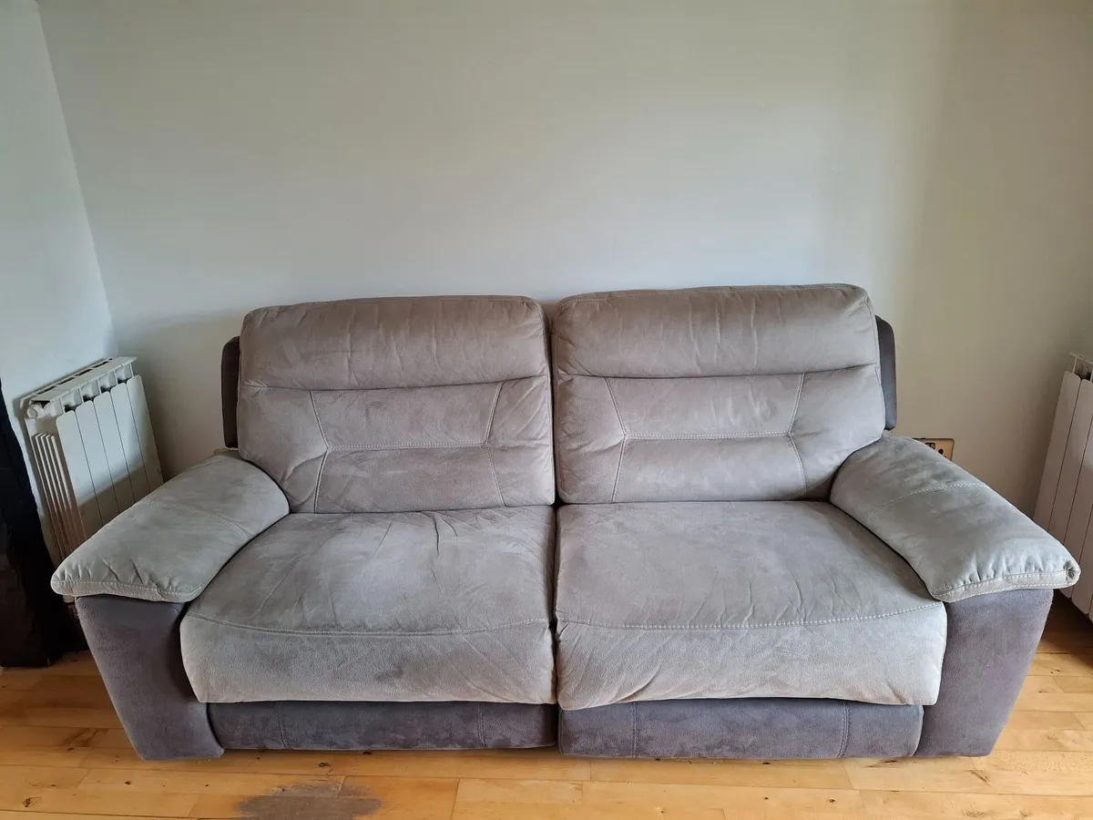 Very comfy reclining Couch/Sofa and Armchair - Image 2