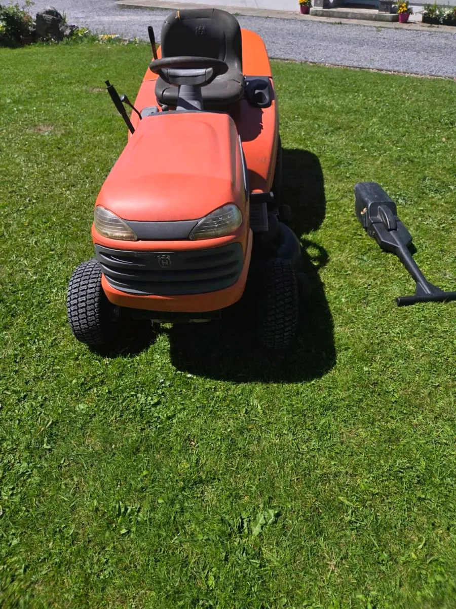 Husqvarna ride on mower - Image 2