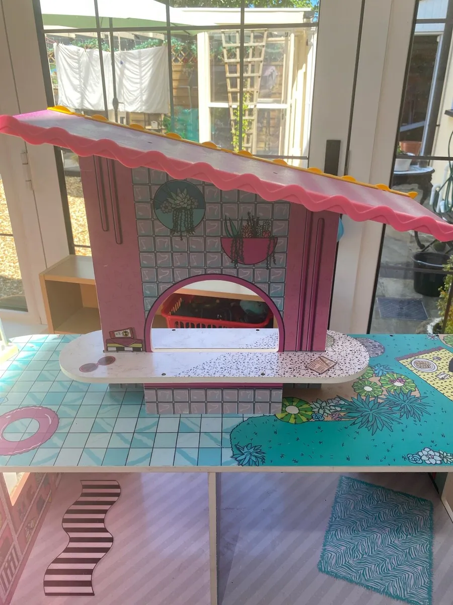 Dolls house - Image 4