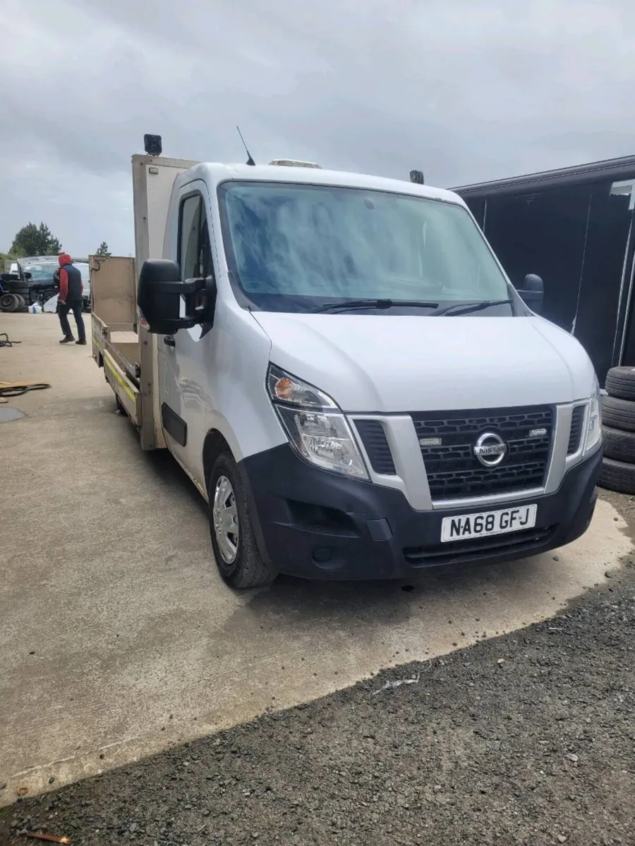 2018 Nissan nv400 low loader body with ramp - Image 1