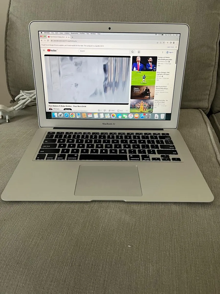 MacBook Air (A1466) - Image 3