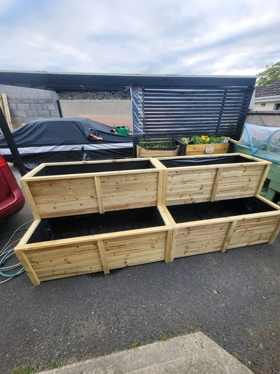 2 tier planters - Image 1