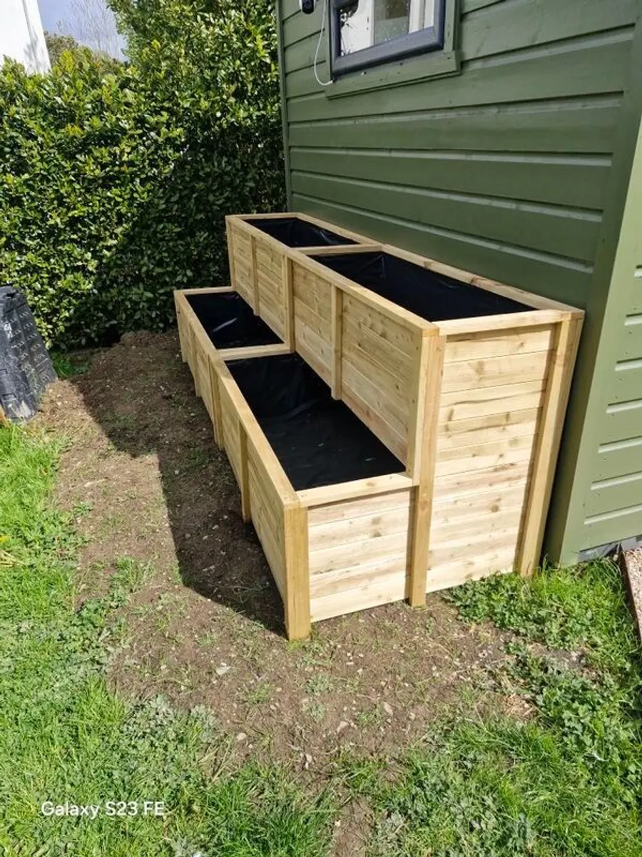 2 tier planters - Image 3