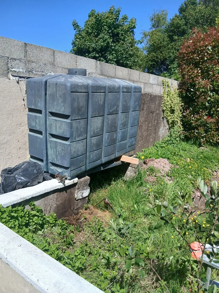 Home heating oil tank - Image 1