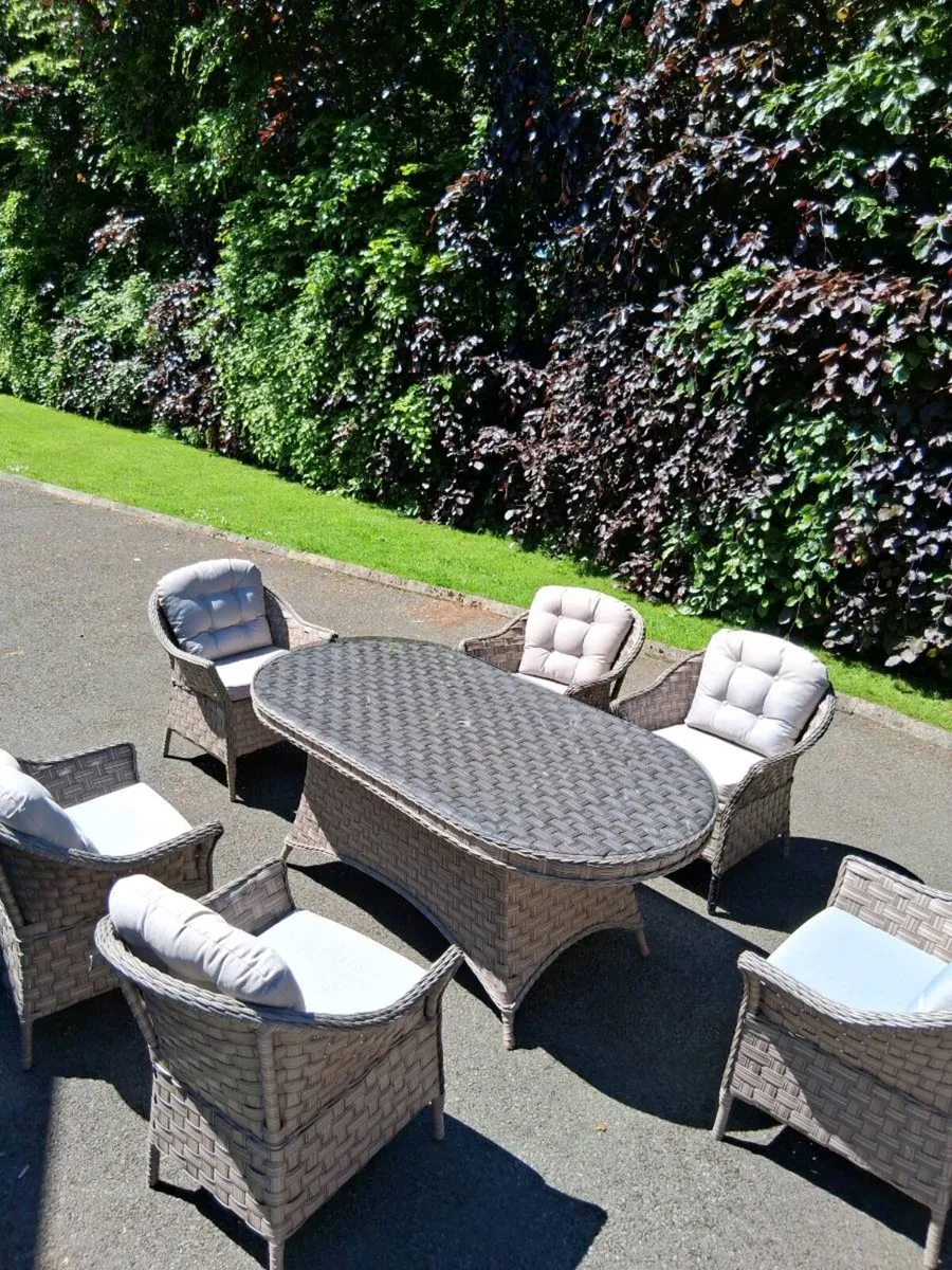 New Sepino 6 Seater rattan garden patio dining set - Image 2