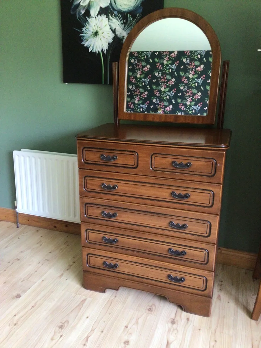 Bedroom Dresser - Image 1