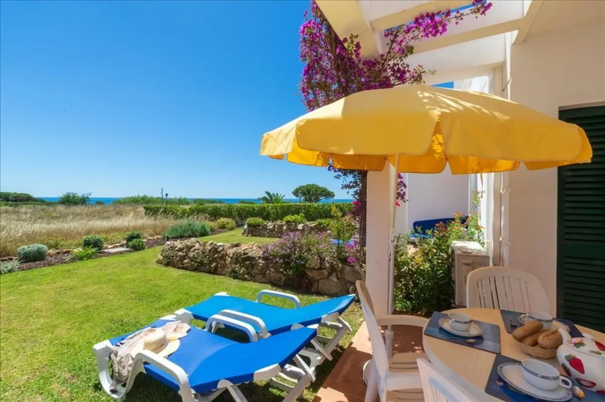 Carvoeiro Townhouse Seaview (Sleeps 4) - Image 2
