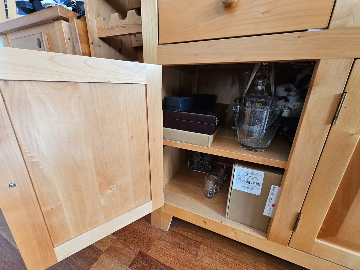 Kitchen dresser solid maple - Image 4