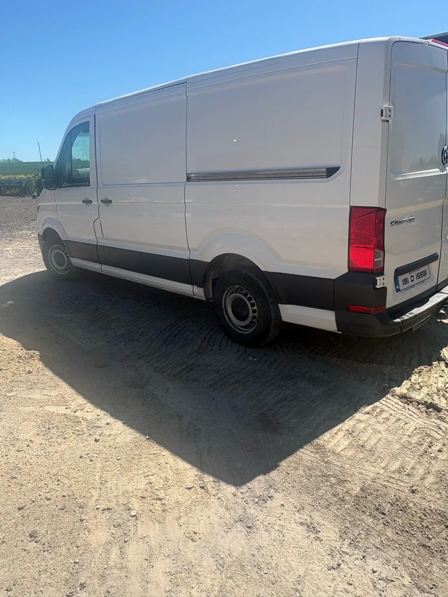 Volkswagen Crafter - Image 3