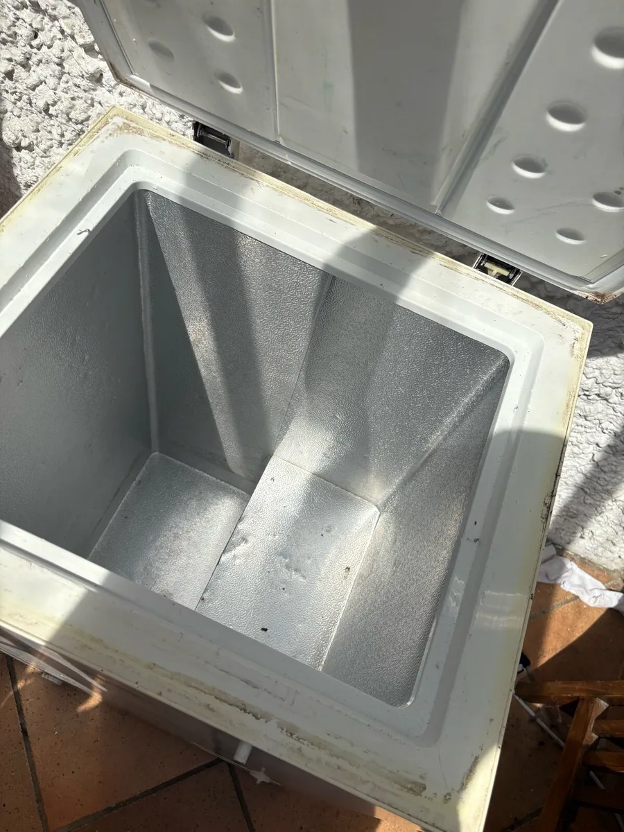 Chest freezer - Image 2
