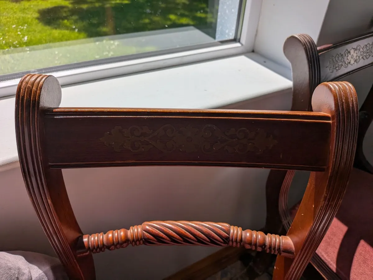Kitchen table and 8 chairs - Image 3