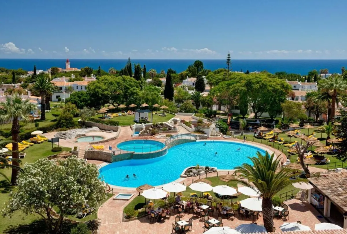 Carvoeiro Townhouse Seaview (Sleeps 4) - Image 1