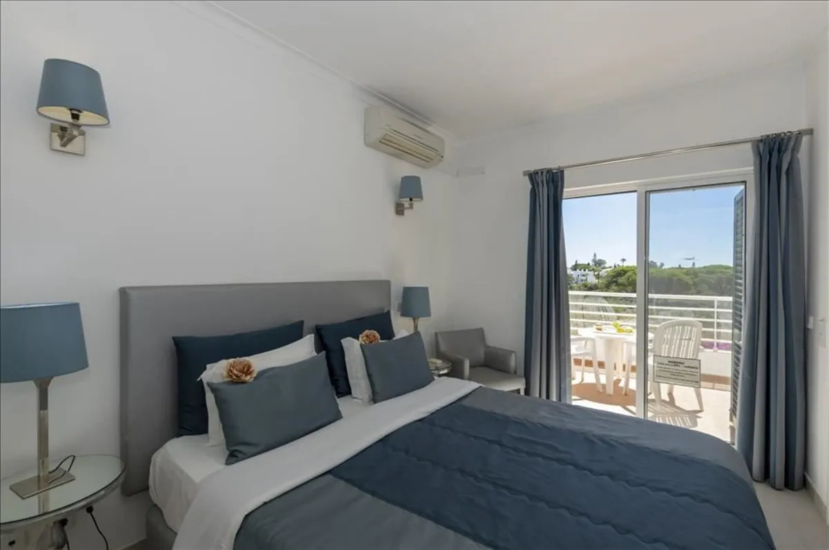 Carvoeiro Townhouse Seaview (Sleeps 4) - Image 3