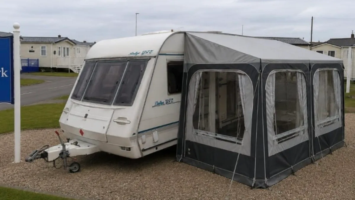 2 berth compass rallye caravan for sale - Image 1