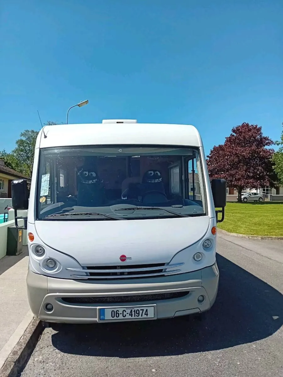 Motorhome - Image 1