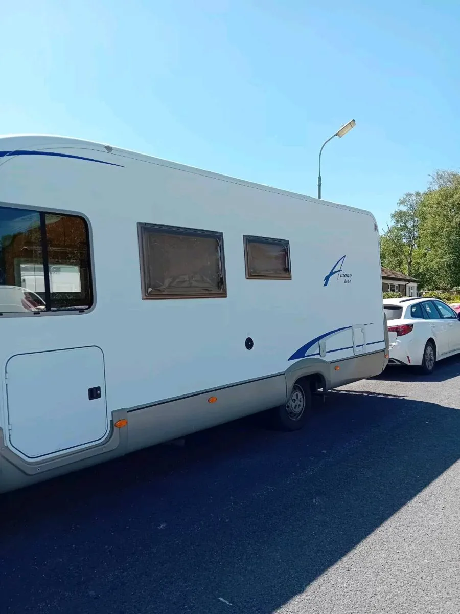 Motorhome - Image 3