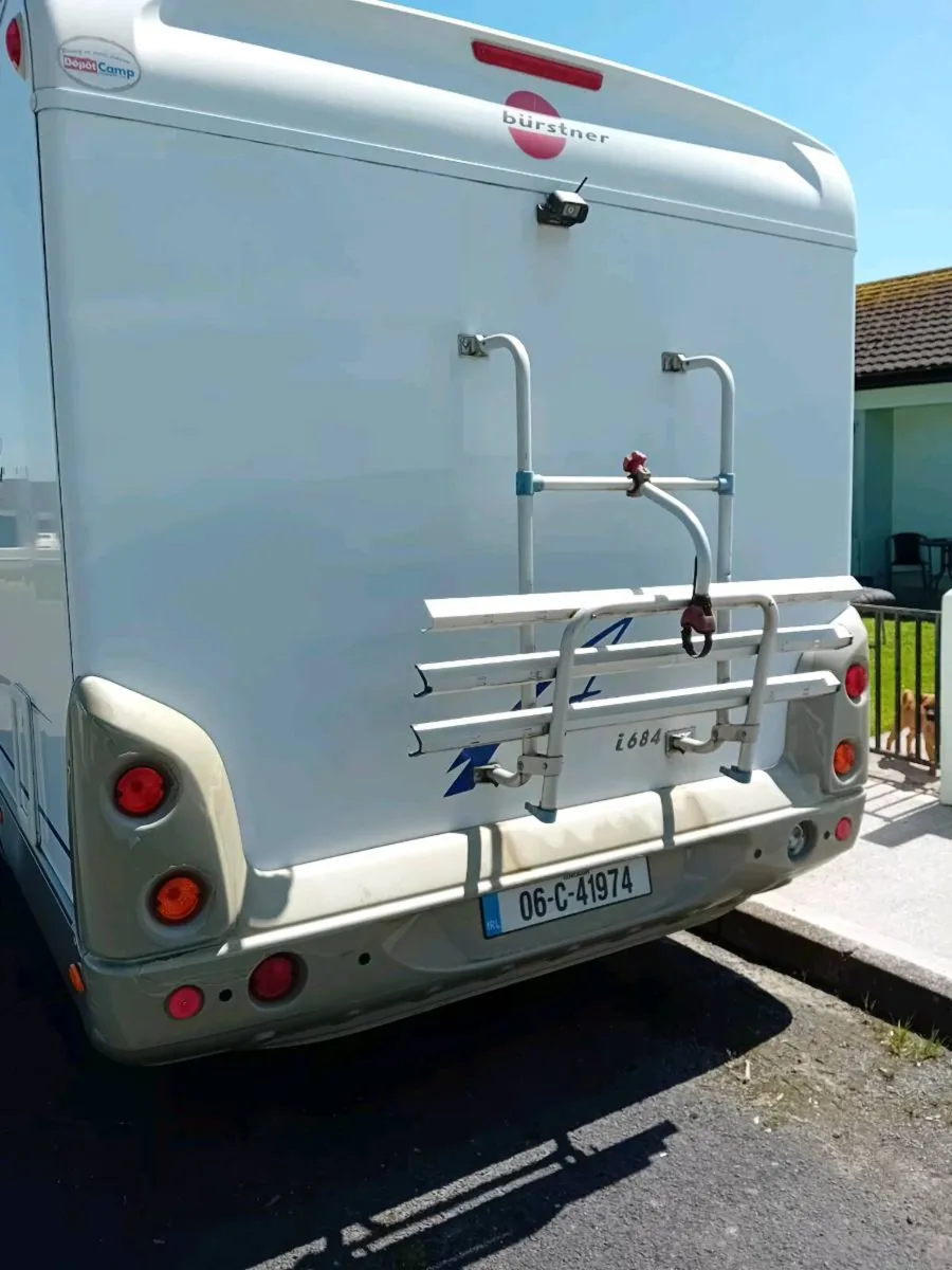 Motorhome - Image 4