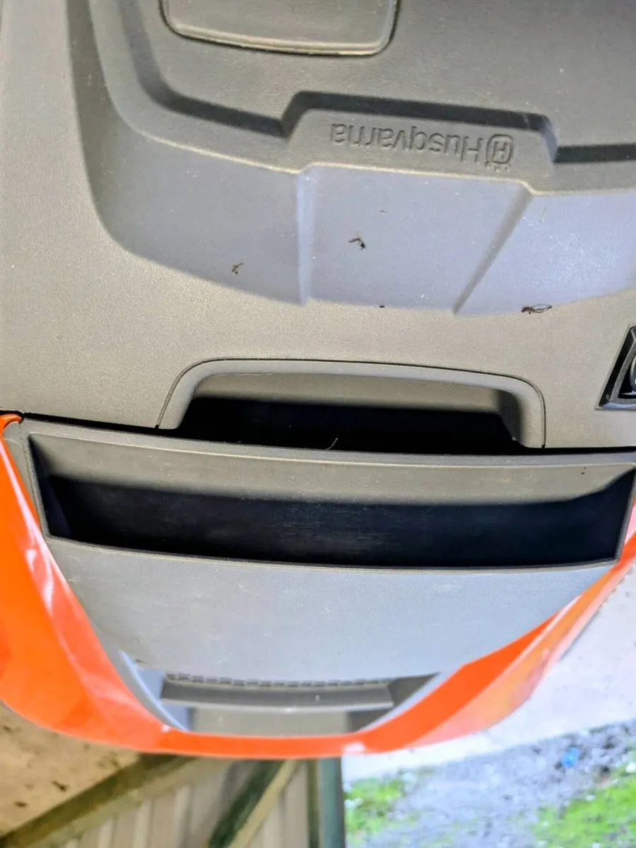 Husqvarna Ride on mower - Image 2