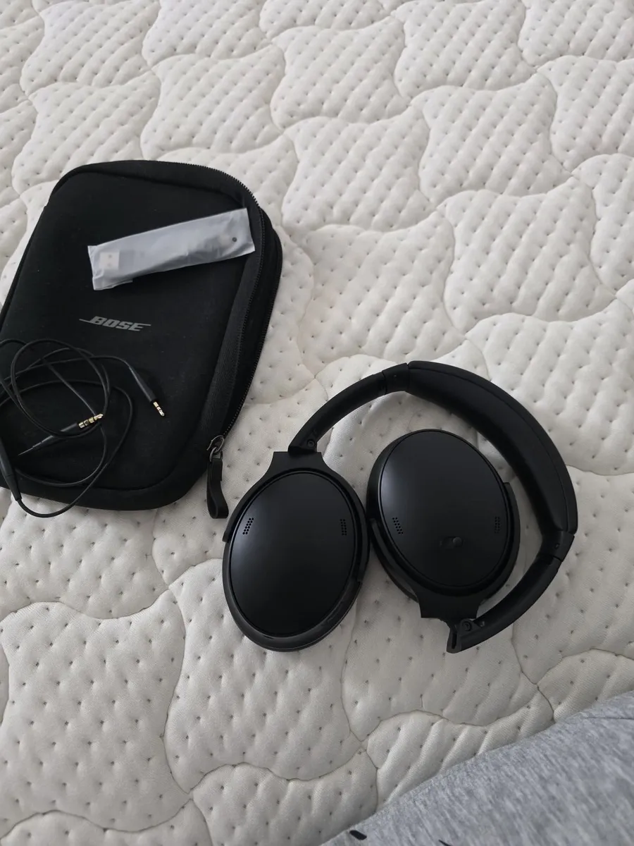 Bose QuietComfort (SC Edition) - Image 4