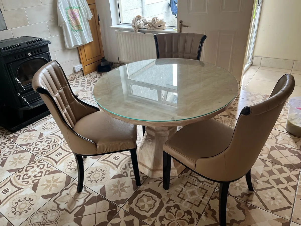 Marble effect table and chairs - Image 2