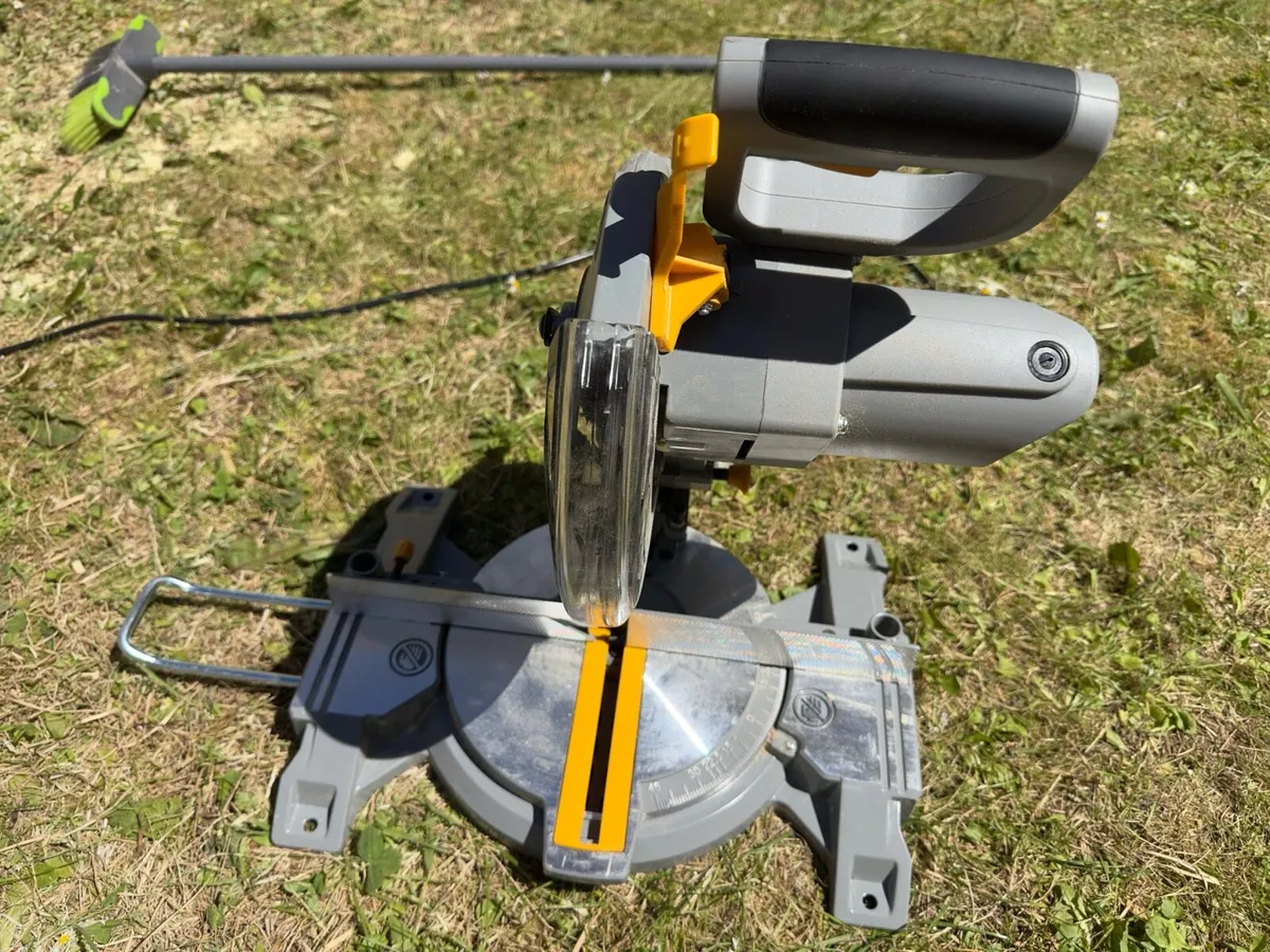 Saw - Image 4