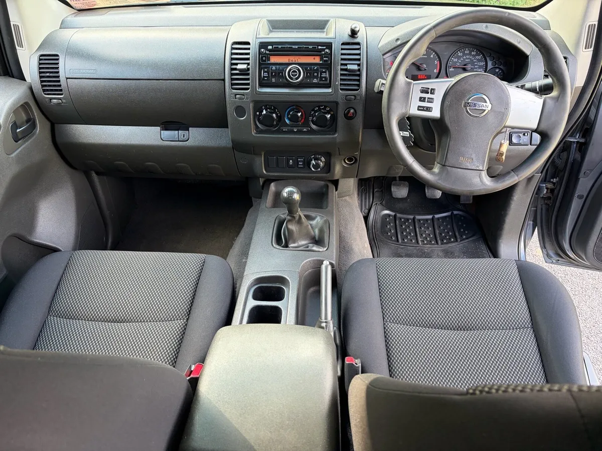 Nissan Navara 2.5 DCI VISIA - Image 4
