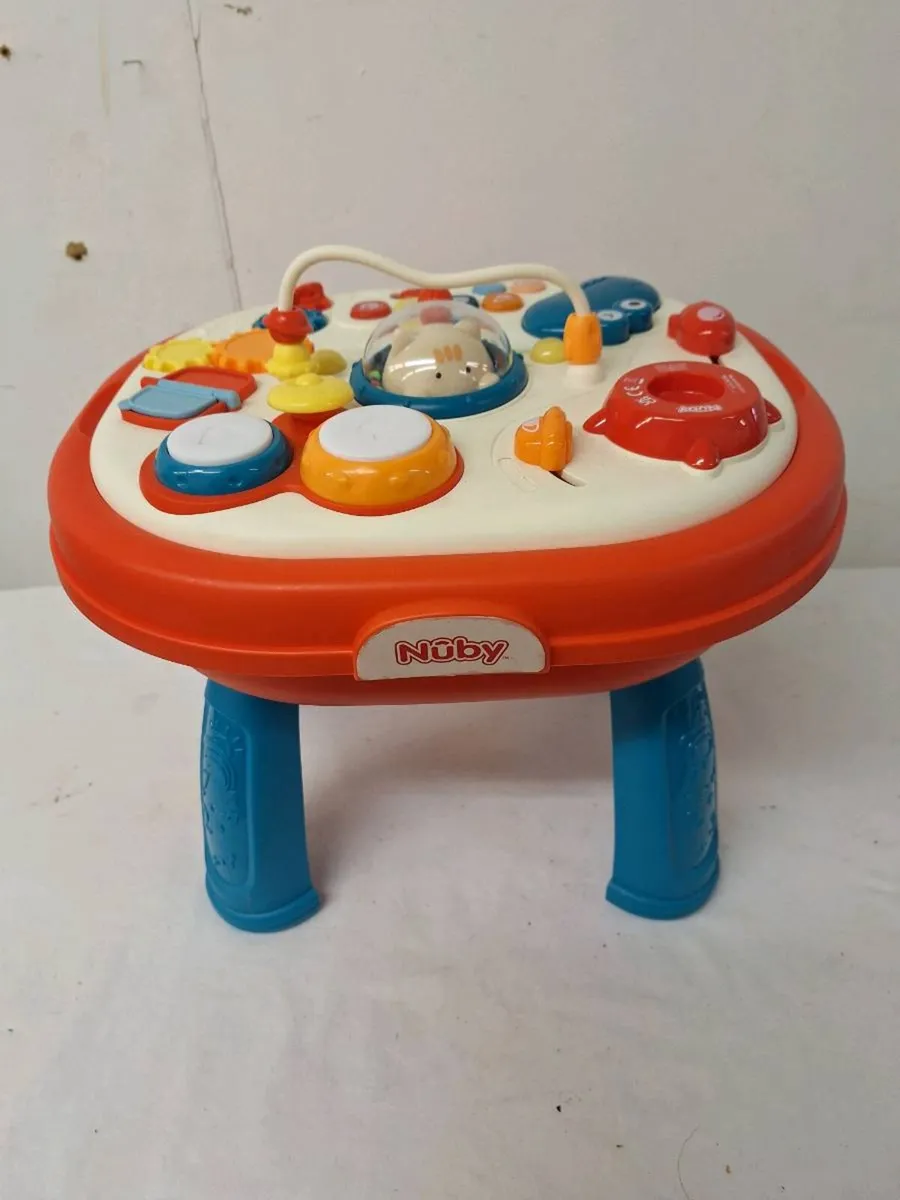 Selection of six toys all for €20 - Image 3
