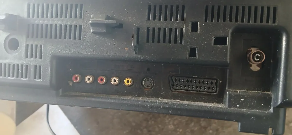 Old tv - Image 3