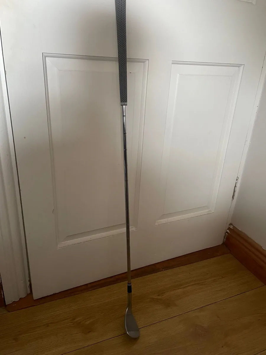 rtx 6 zipcore 52 degree used golf club - Image 3