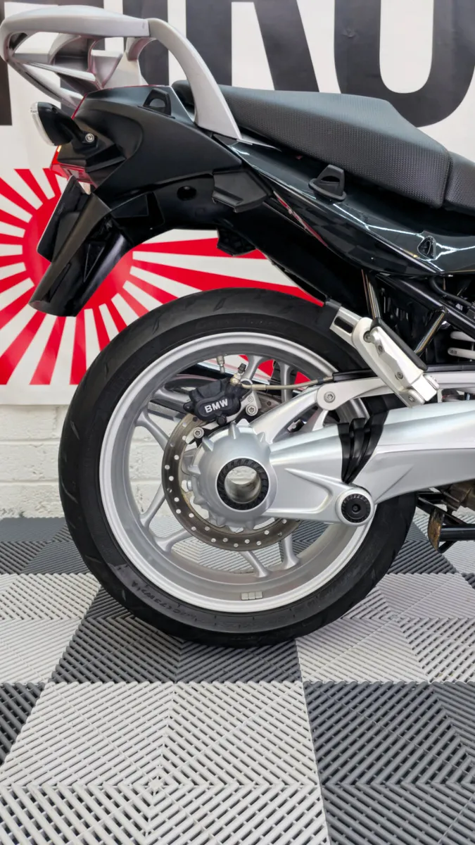 2007 BMW R1200ST with Luggage - Image 3