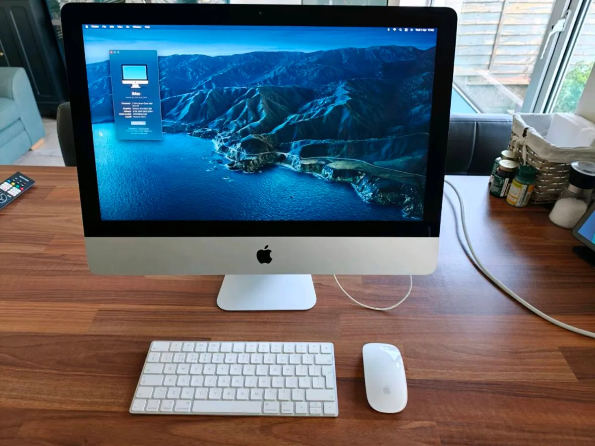 iMac 4k retina 21.5inch 2017 - Image 1