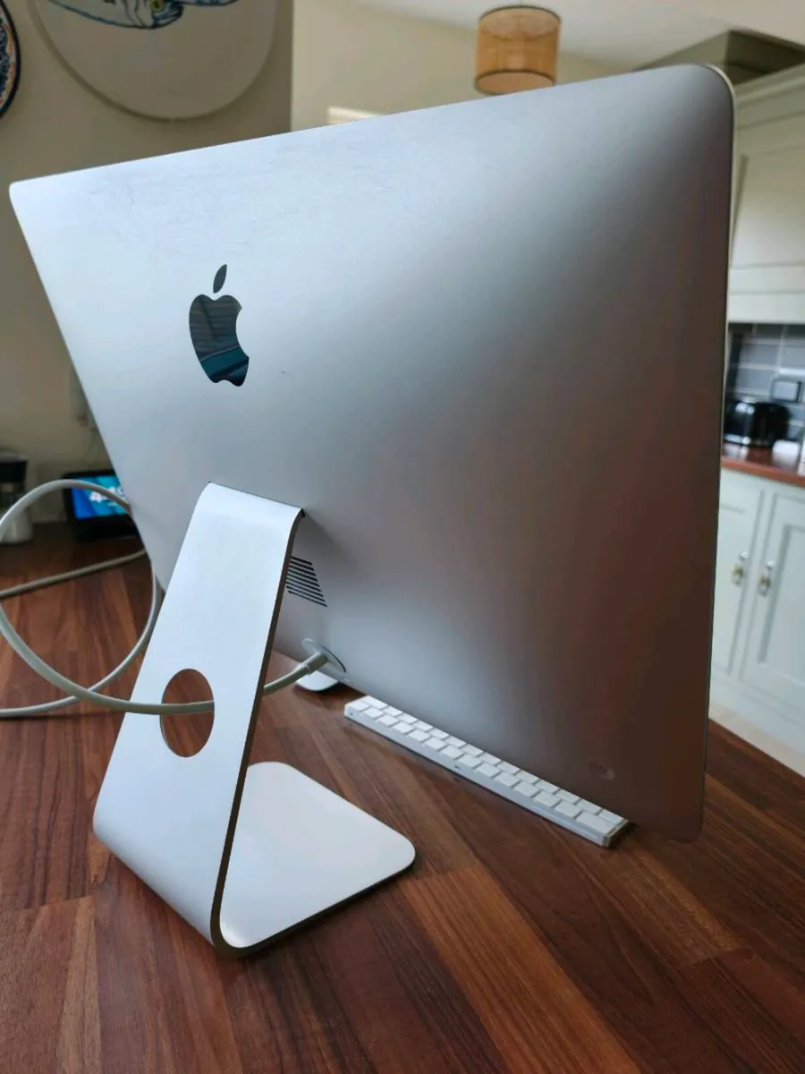 iMac 4k retina 21.5inch 2017 - Image 3