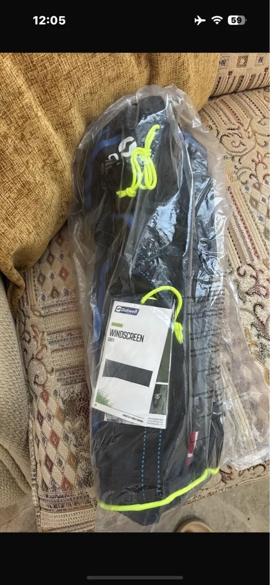 Brand new wind breaker & camping bed - Image 1