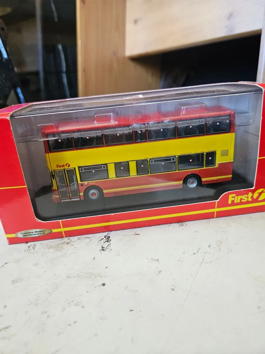Corgi Bus - Image 1