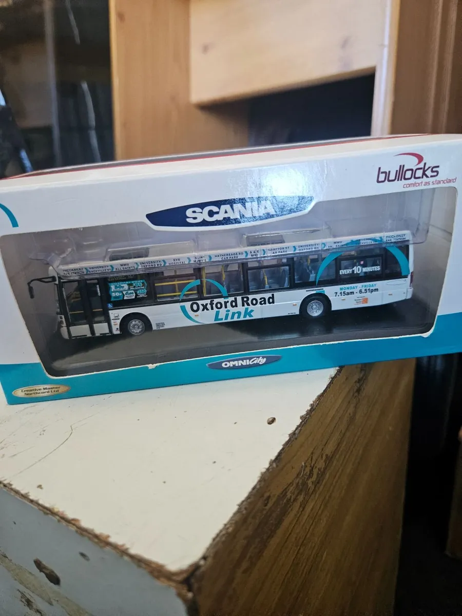 Corgi Bus - Image 1