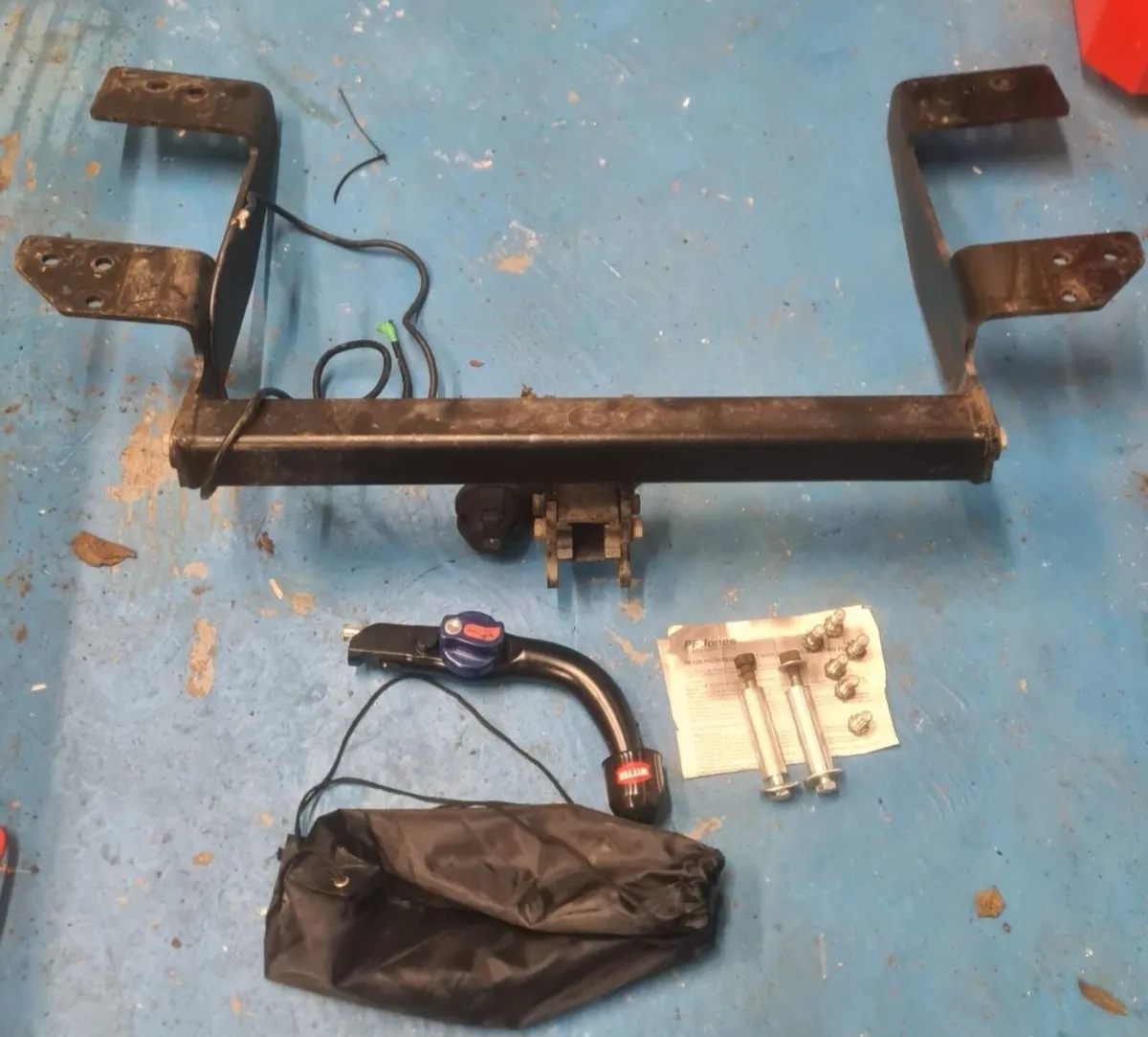 Lexus is220d is250 towbar - Image 1