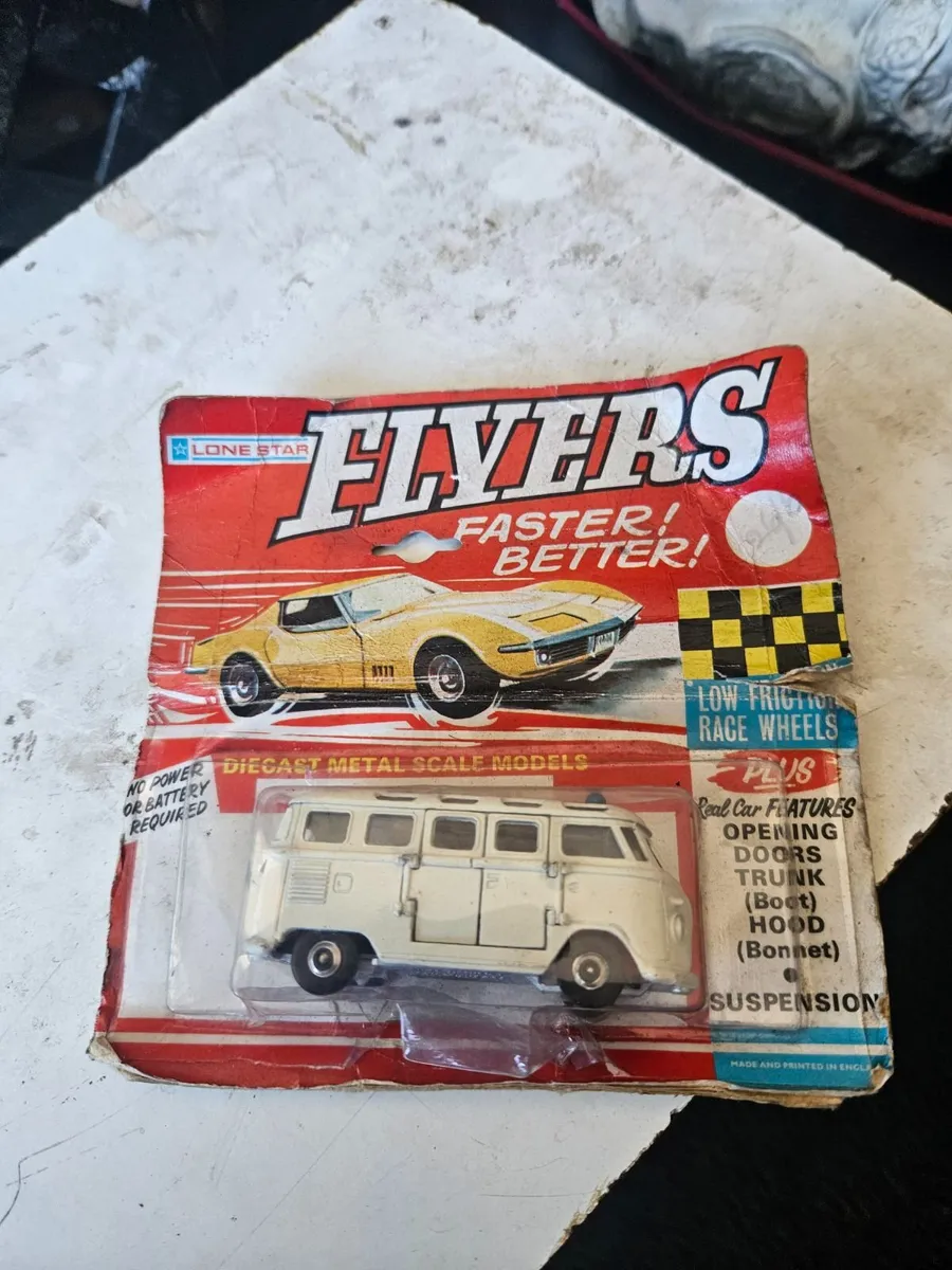 Corgi Lonestar VW Minibus - Image 1