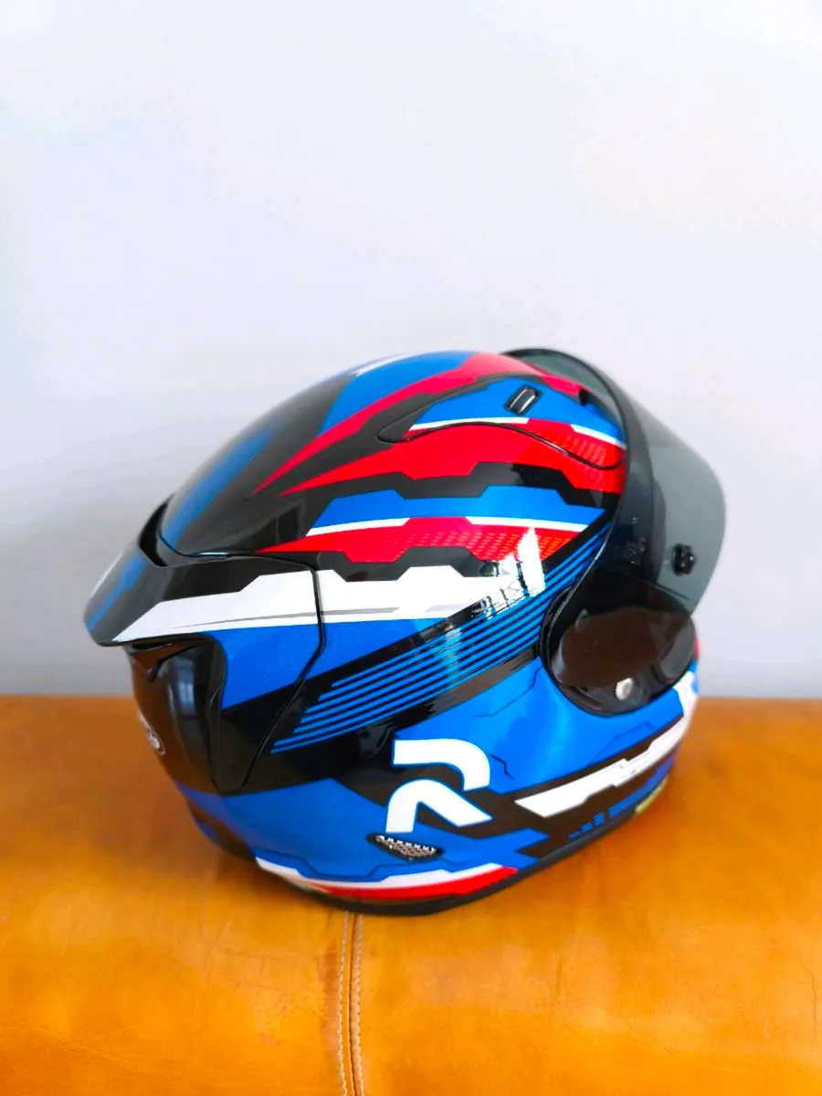 HJC RPHA 11 Motorbike Helmet - Image 2