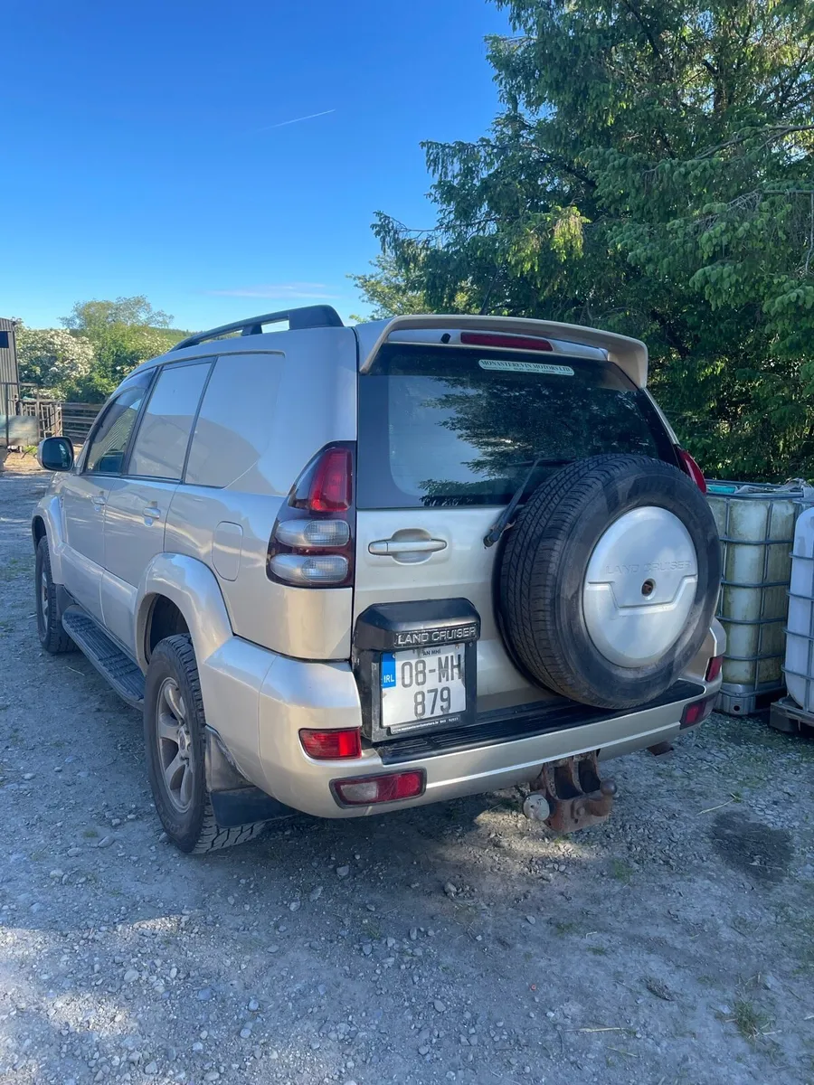Toyota Land Cruiser - Image 3