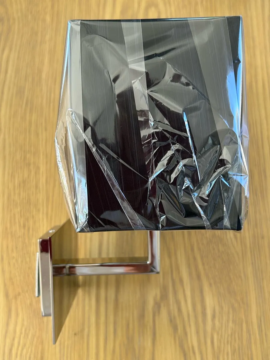 Chrome wall light with black shade - Image 2