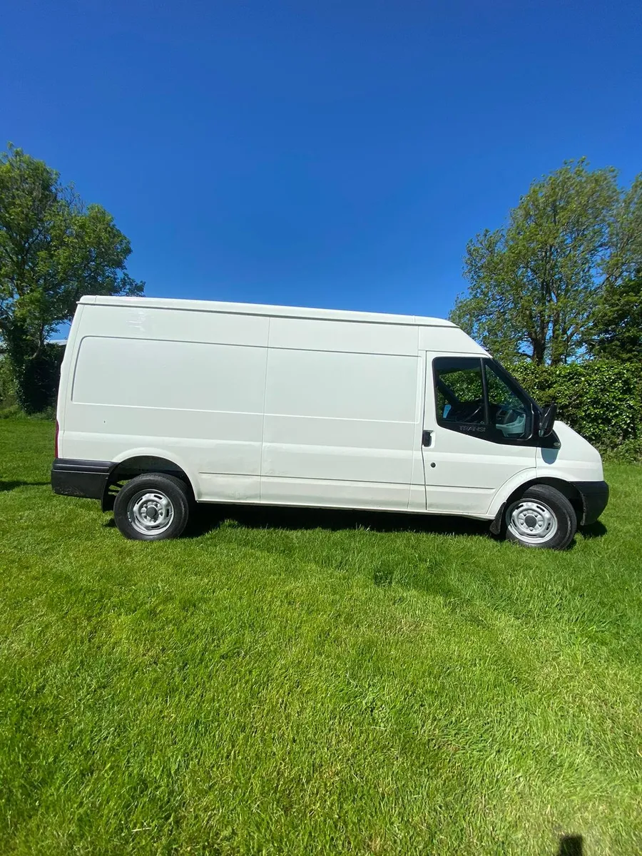 Ford Transit 350 - Image 2