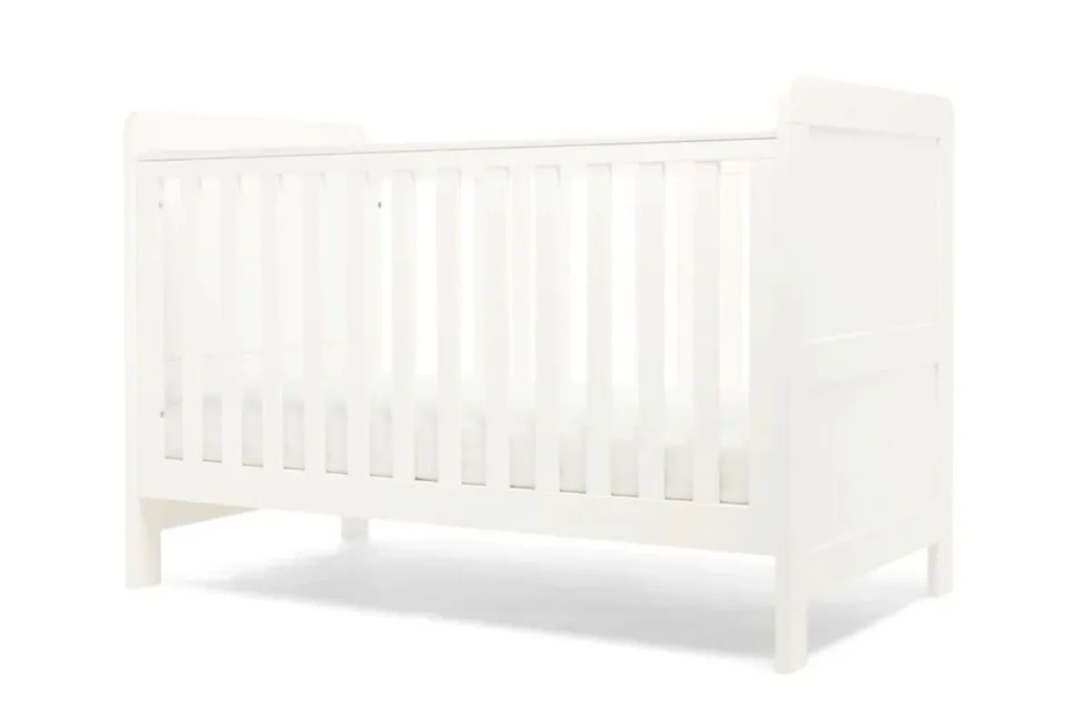 Hampden Cot - Image 1