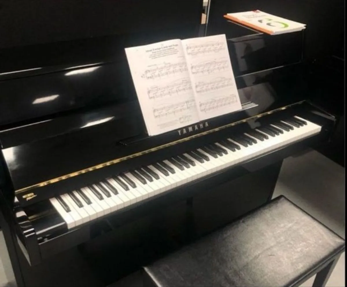 piano - Image 4