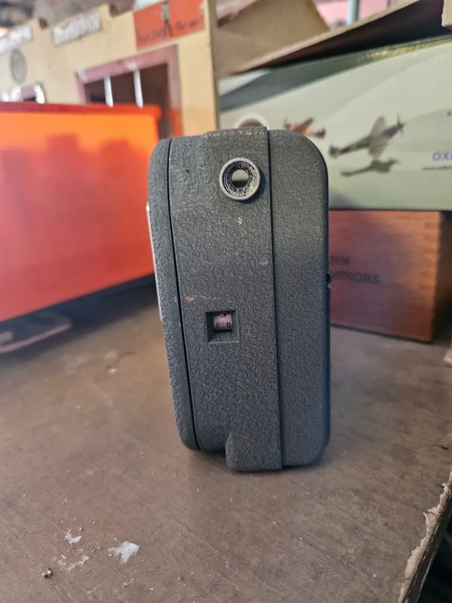 Vintage Retro Eumig Servomatic Camera - Image 4
