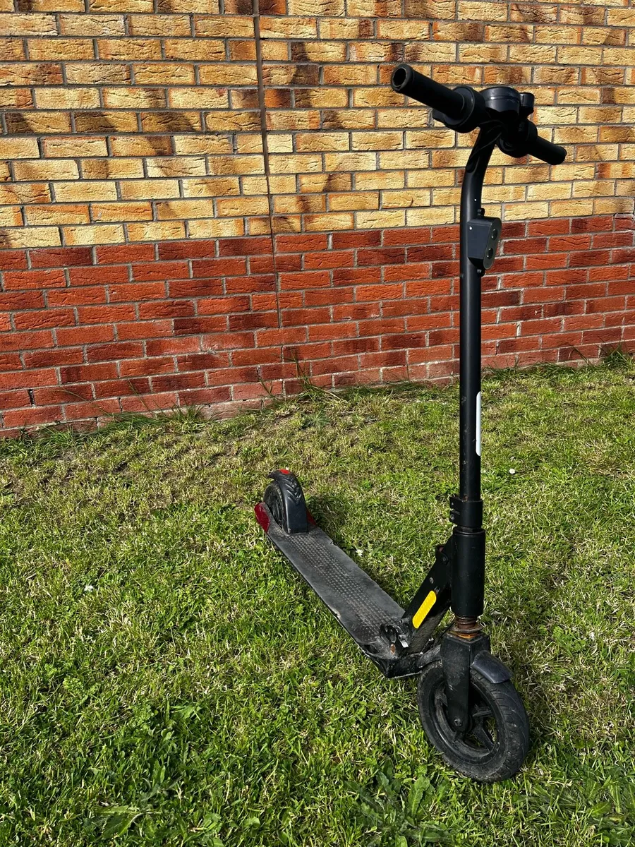 E scooter - Image 2