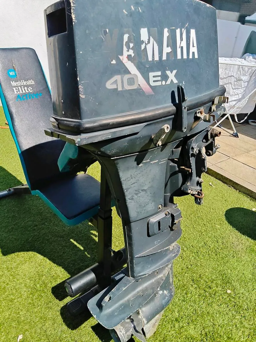 Yamaha 40Hp Outboard - 2 Stroke - Long Shaft - Image 1