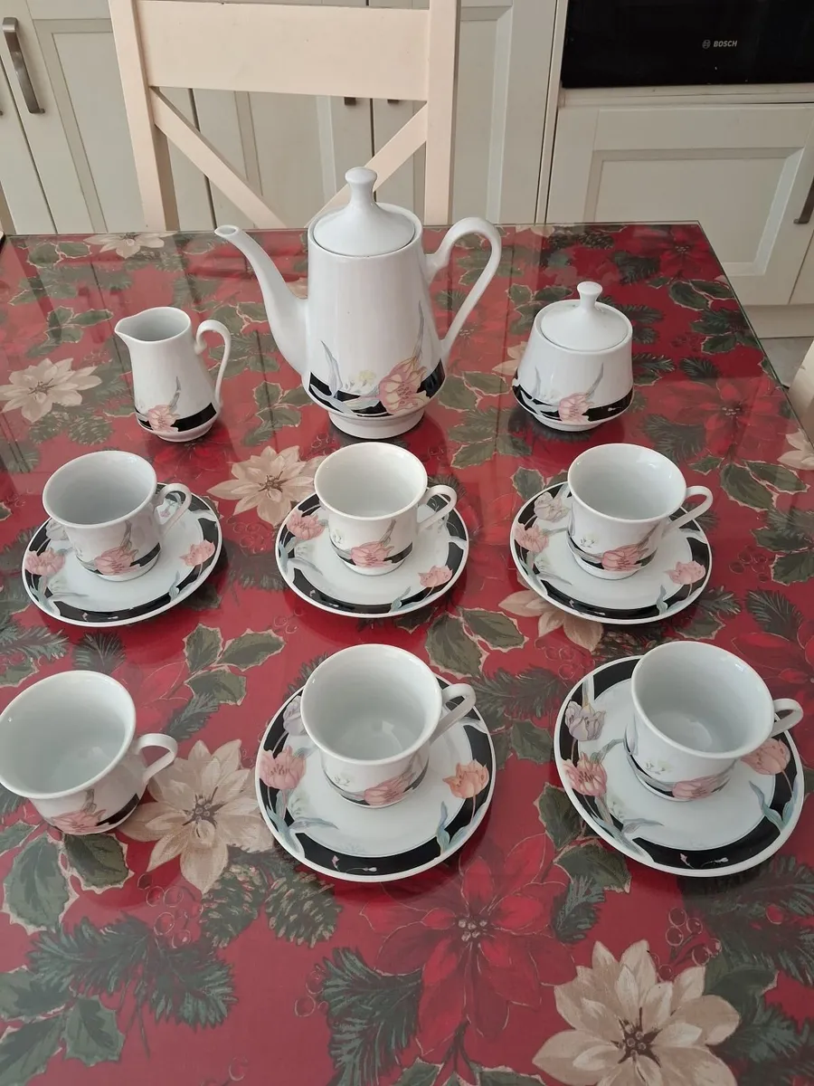 Tea Set - Image 1