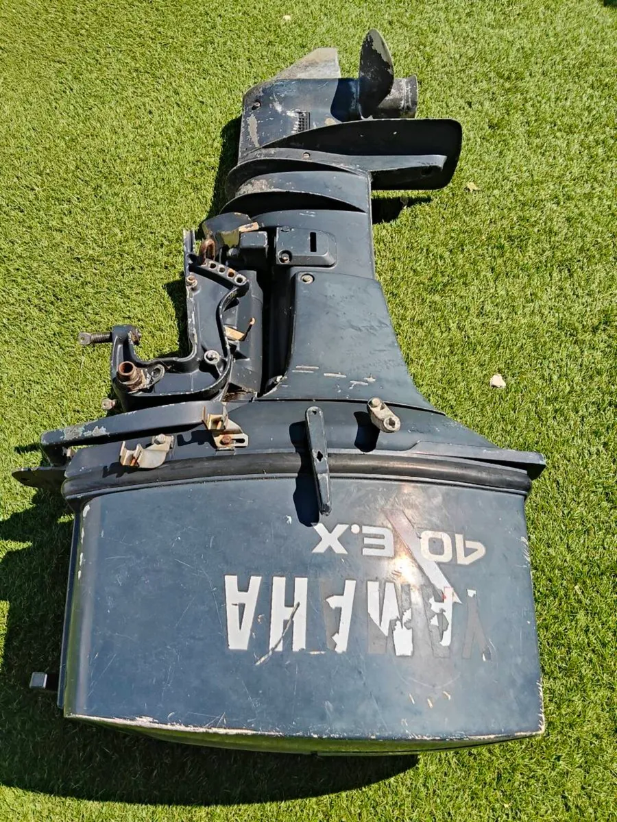 Yamaha 40Hp Outboard - 2 Stroke - Long Shaft - Image 4